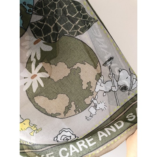 Snoopy 頸巾 綠卡其